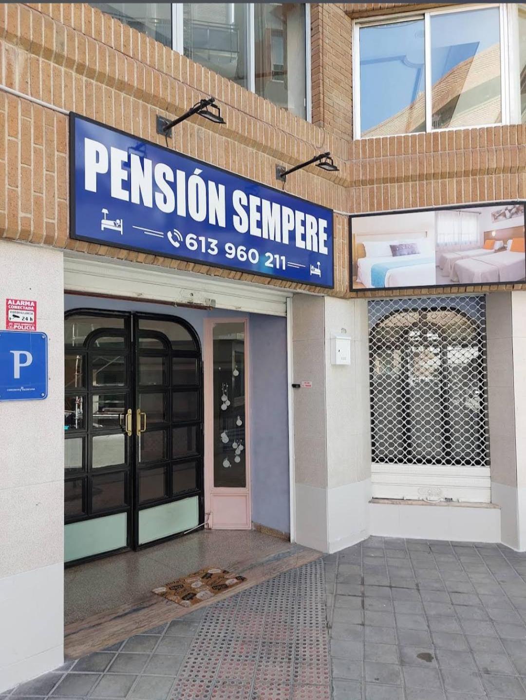 Pension Sempere لقنت المظهر الخارجي الصورة
